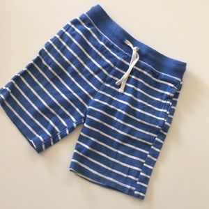 🌺LIKE NEW Crewcuts size 6 boy shorts, worn little